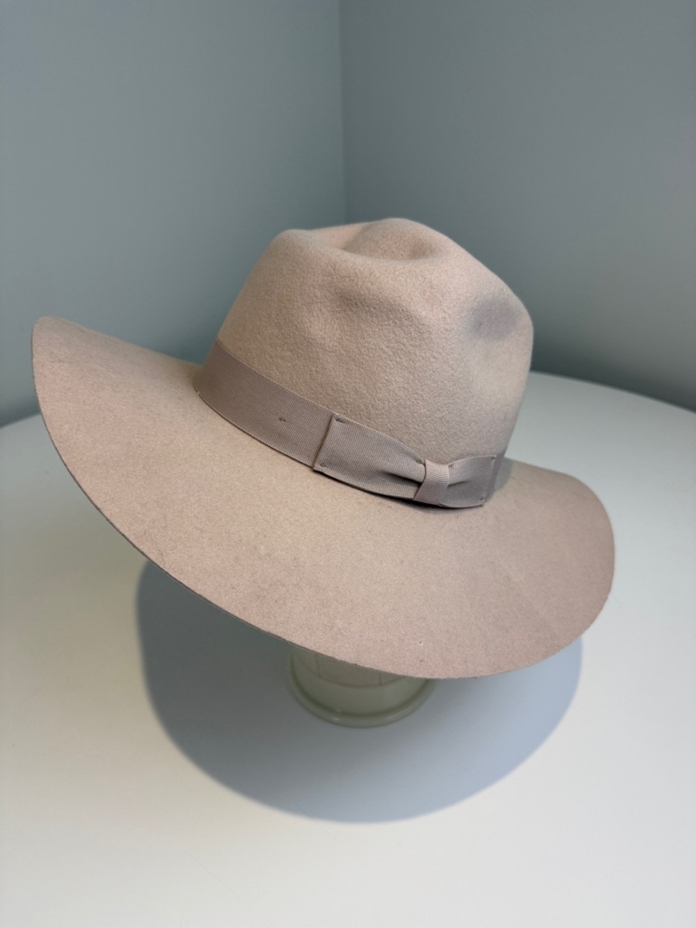 Anthropologie Wyeth Wide Brim Felt Fedora Hat in Beige